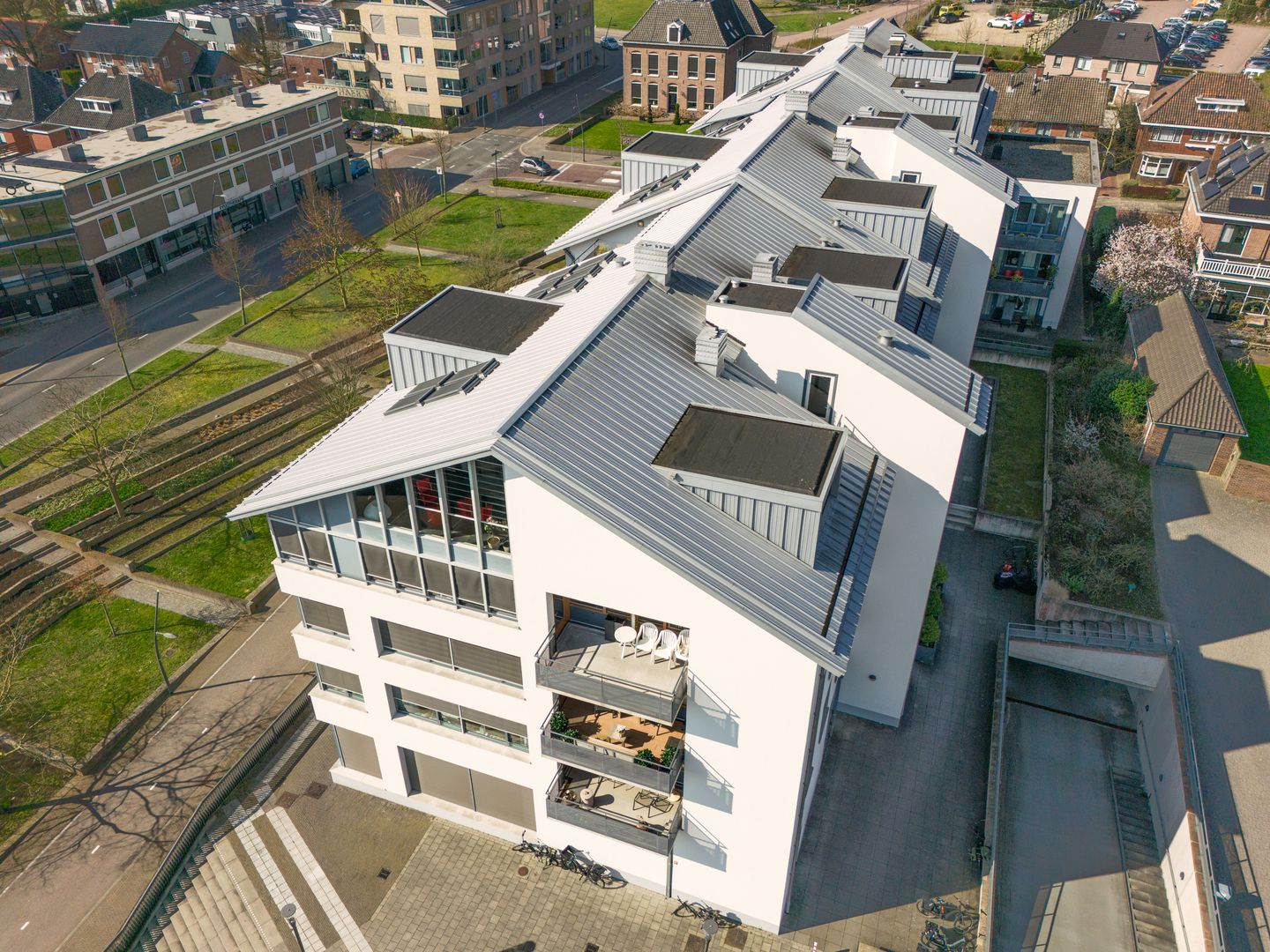 Foto 35 van Stationsplein 45