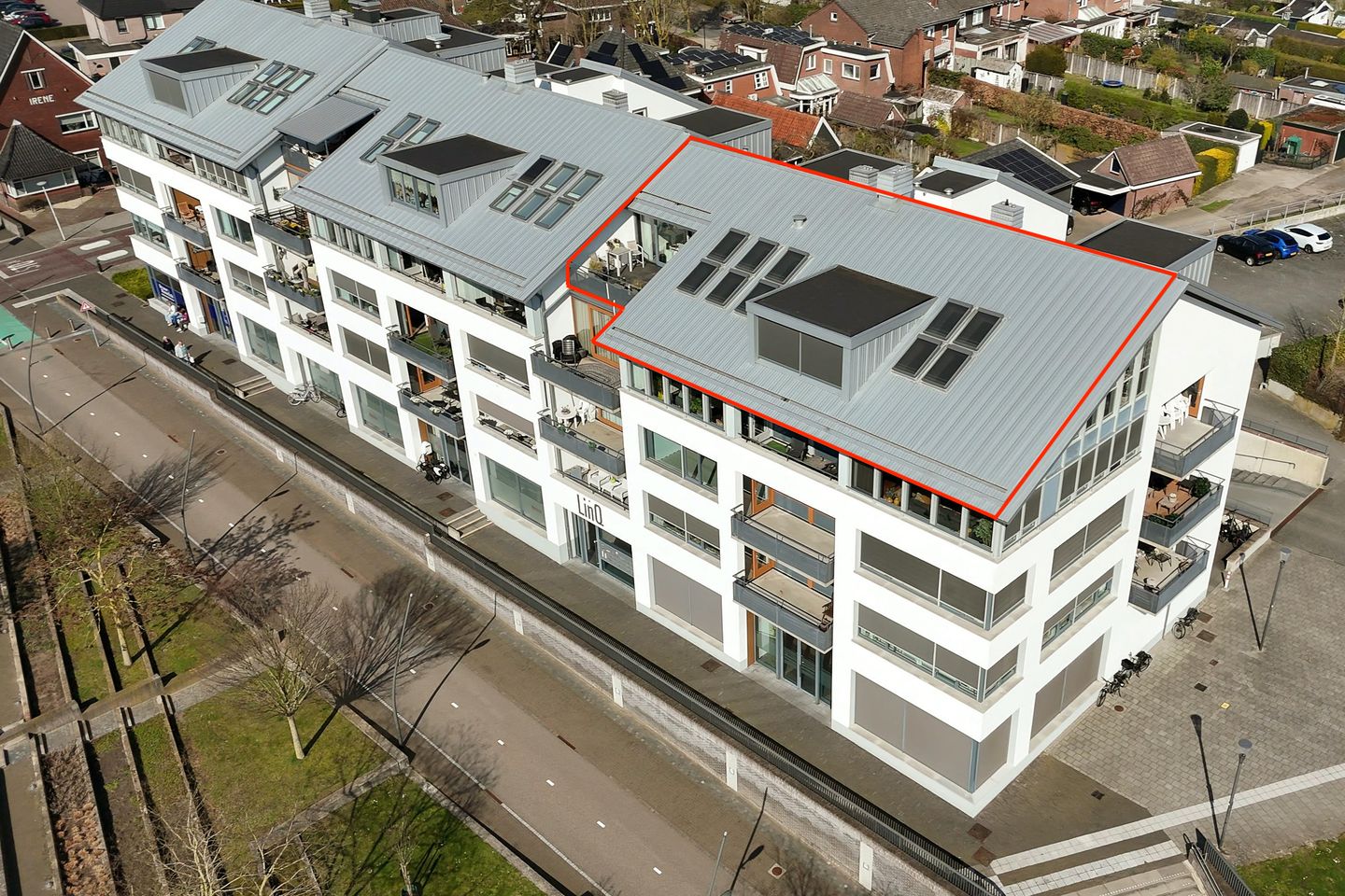 Foto 34 van Stationsplein 45