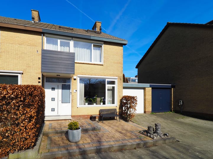 Photo 4 of Adriaen van Ostadestraat 7