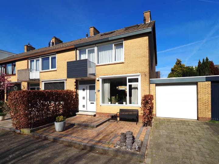 Photo 3 of Adriaen van Ostadestraat 7