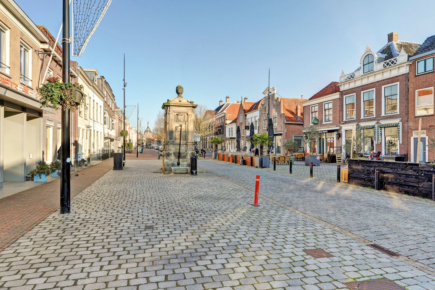 Photo 35 of Bakkerstraat 4