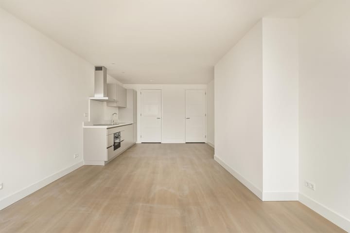 Photo 4 of Zaanweg 66-A