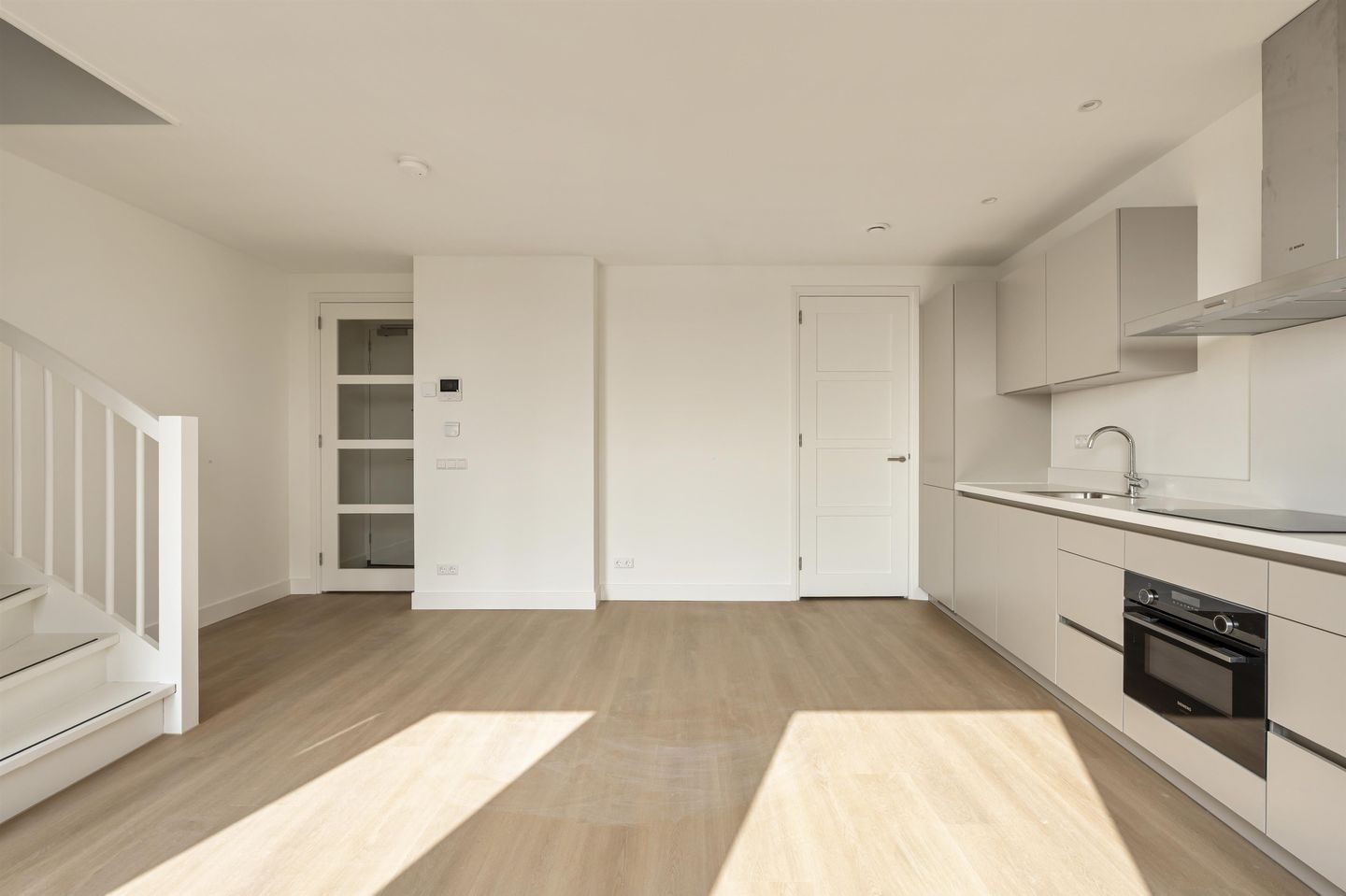 Foto 4 van Zaanweg 66-H