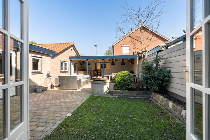 Foto 4 van van Lyndenlaan 47