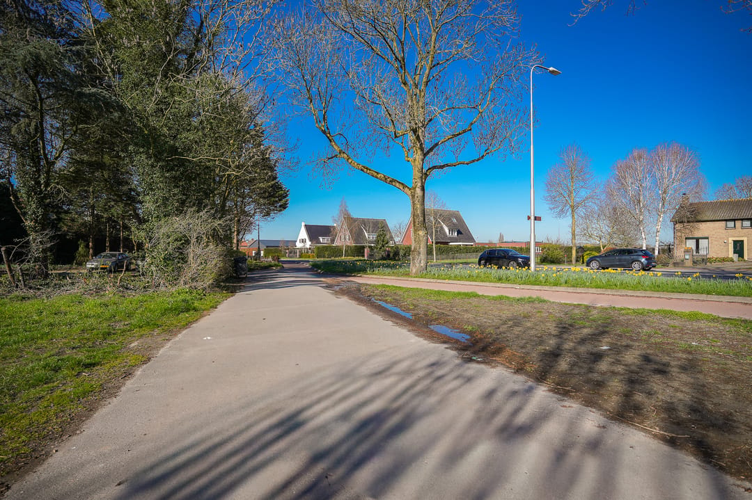 Photo 7 of Voorstraat