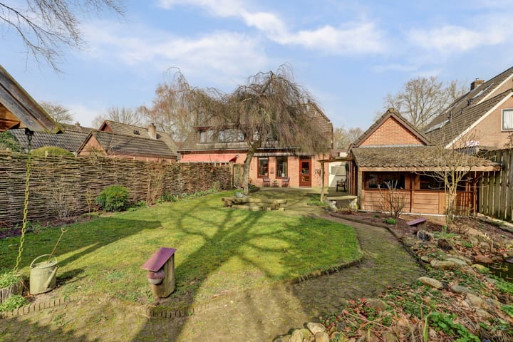 Foto 2 van Hoog Buurloseweg 19