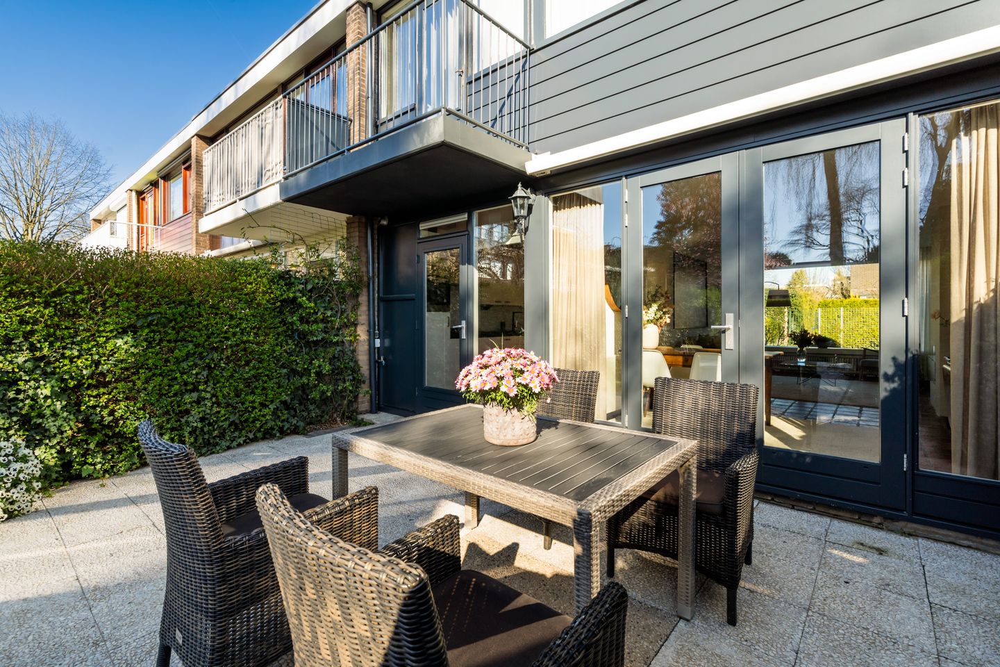 Foto 29 van Van Bassenstraat 74