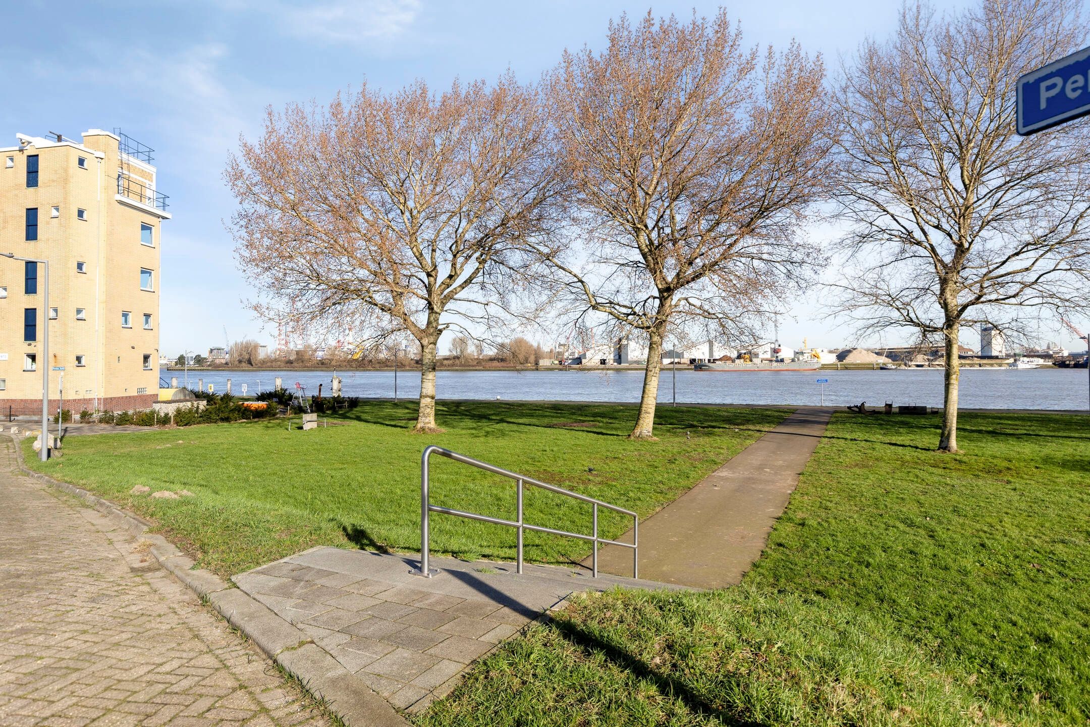 Foto 15 van Nieuwedijk 31