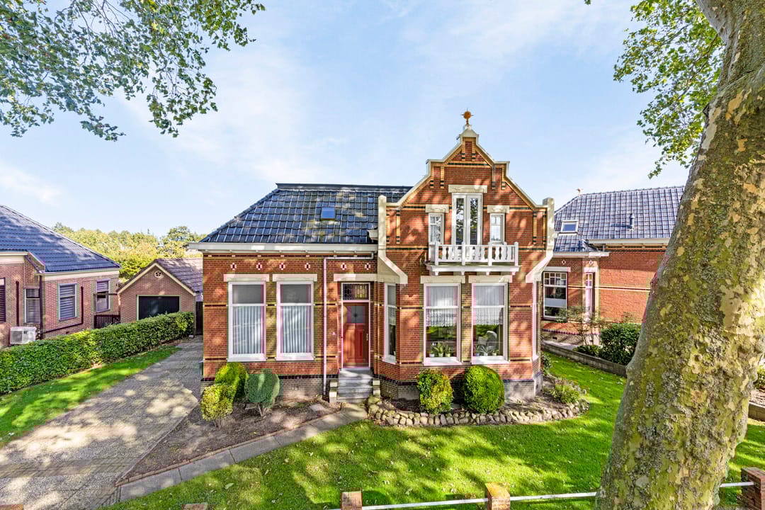 Foto 1 van Stationsstraat 2