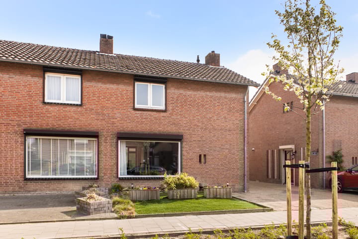 Photo 5 of Piet Heinstraat 25