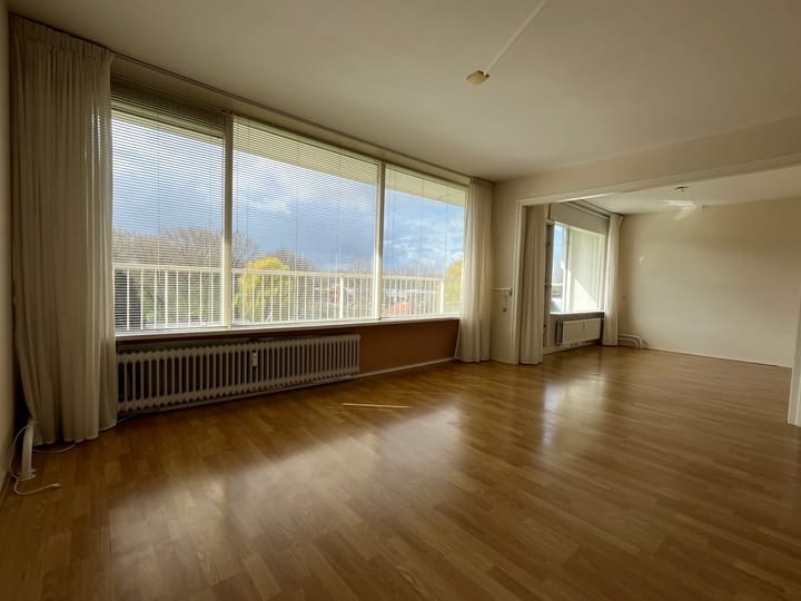 Foto 2 van Kloosplantsoen 677