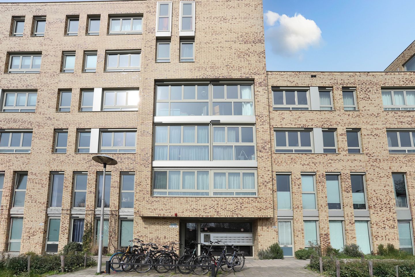 Foto 20 van Marnixlaan 242-B