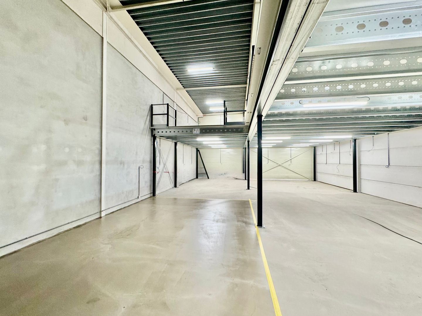 View photo 5 of Einsteinweg 6