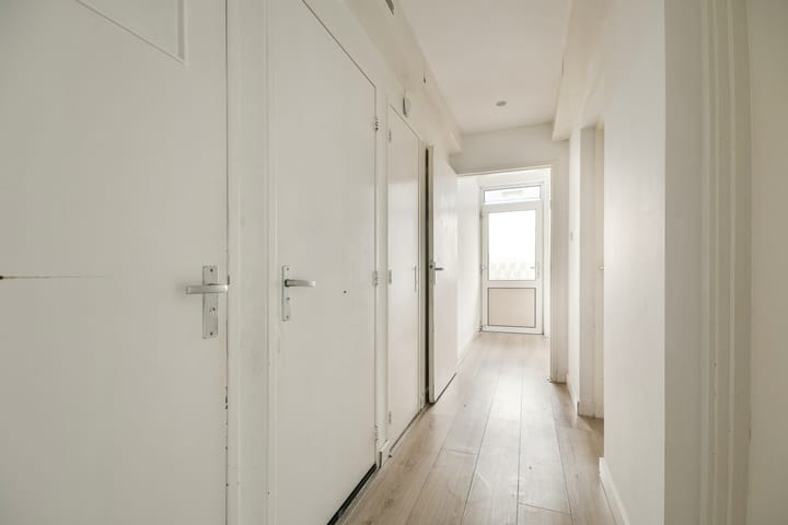 Photo 3 of Ruys de Beerenbrouckstraat 63