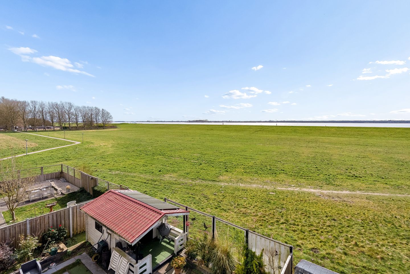 Photo 29 of Terpmeent 40