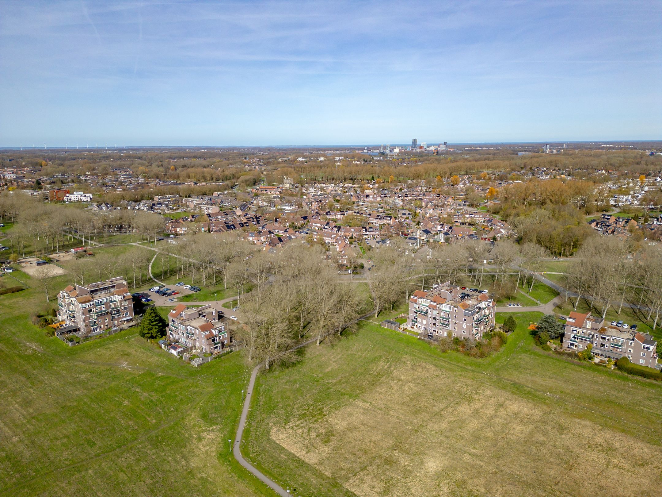 Photo 87 of Terpmeent 40