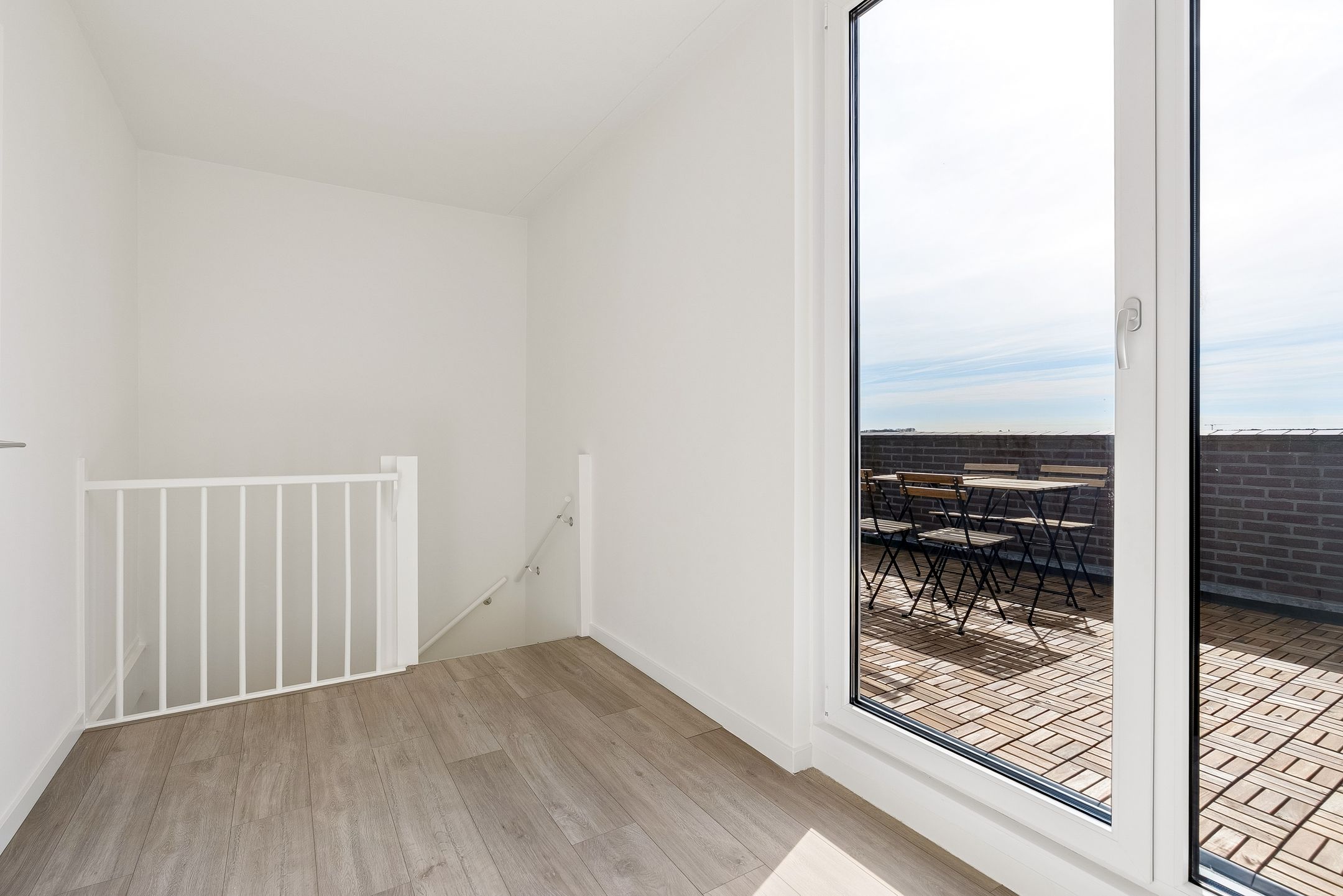 Photo 39 of Terpmeent 40