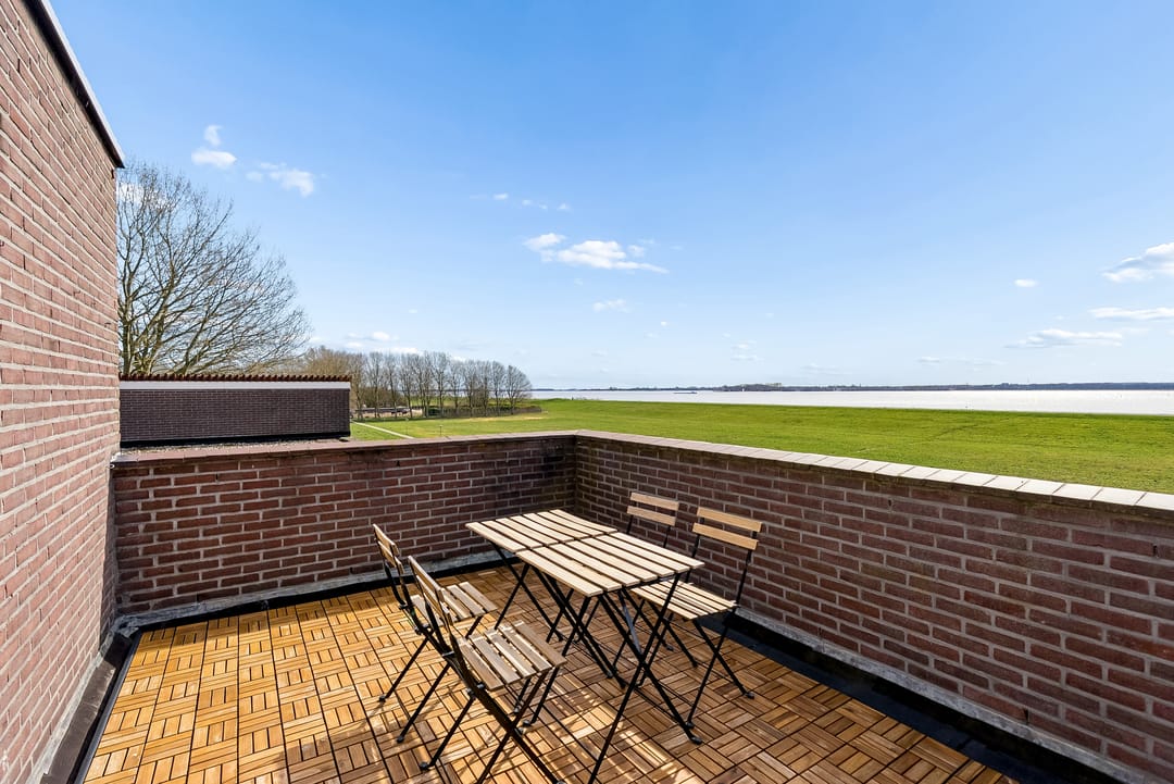 Photo 2 of Terpmeent 40