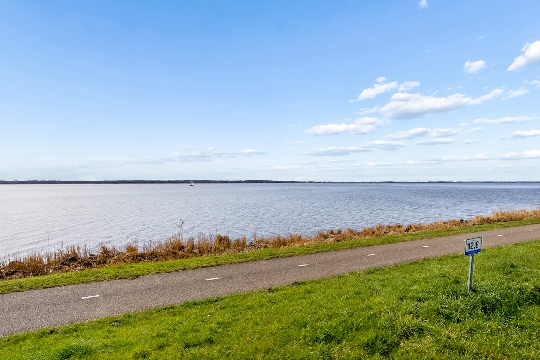 Photo 67 of Terpmeent 40