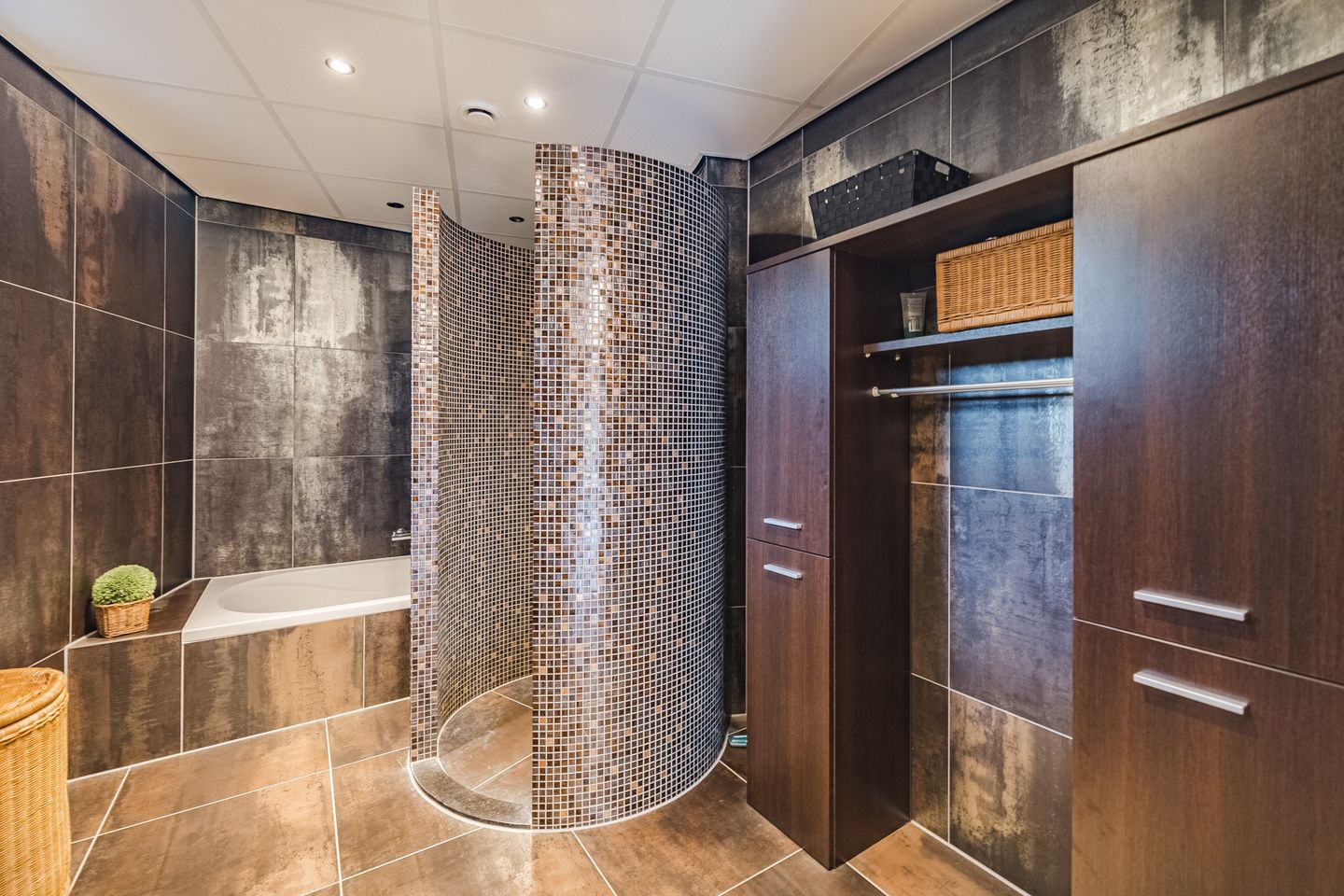 Foto 14 van Elsweg 15-9