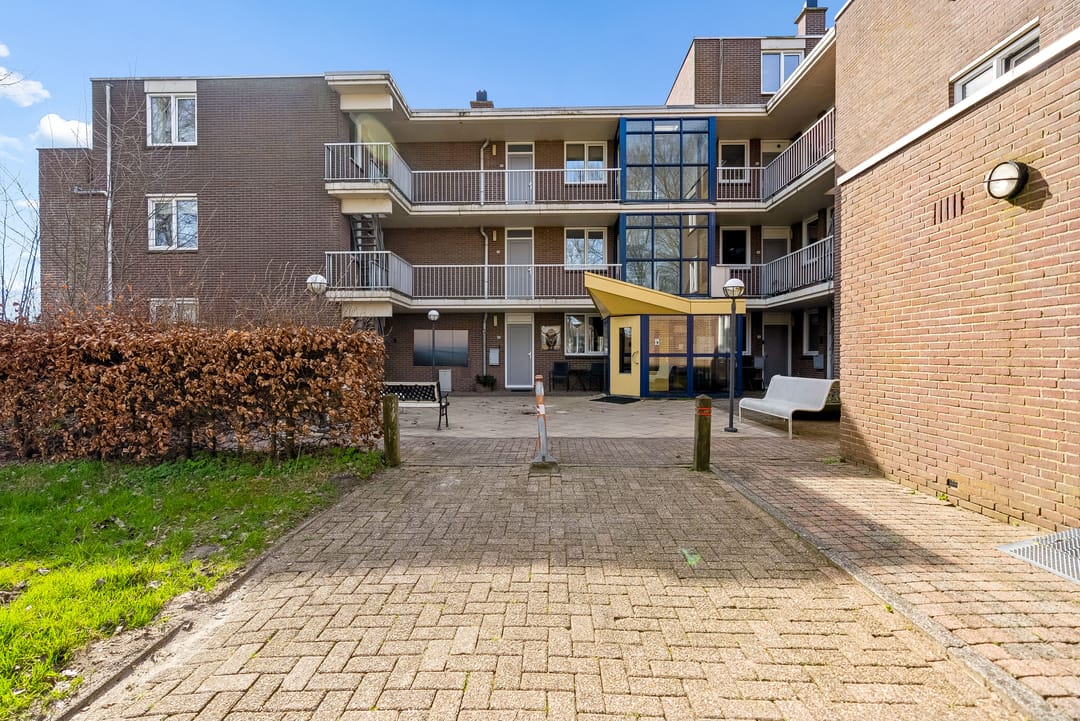 Photo 56 of Terpmeent 40