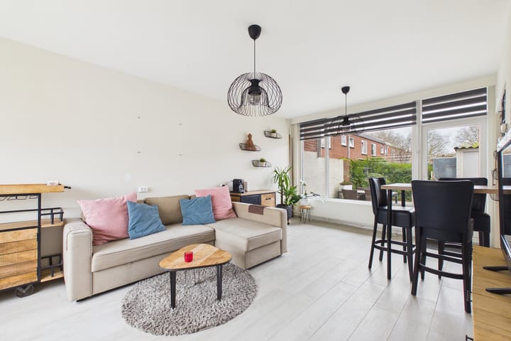 Photo 3 of Bellamystraat 43