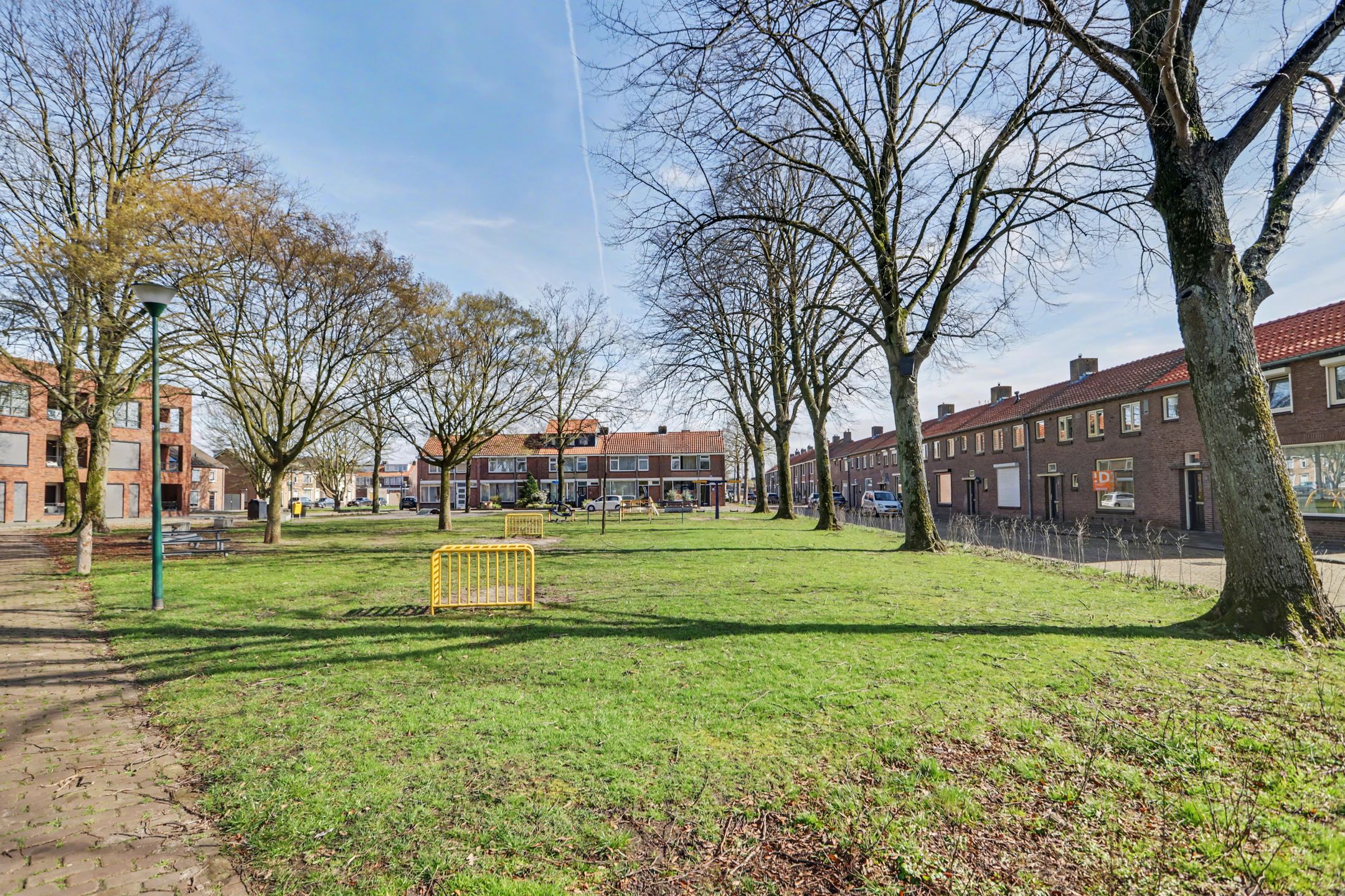 Foto 30 van Julianastraat 1-A