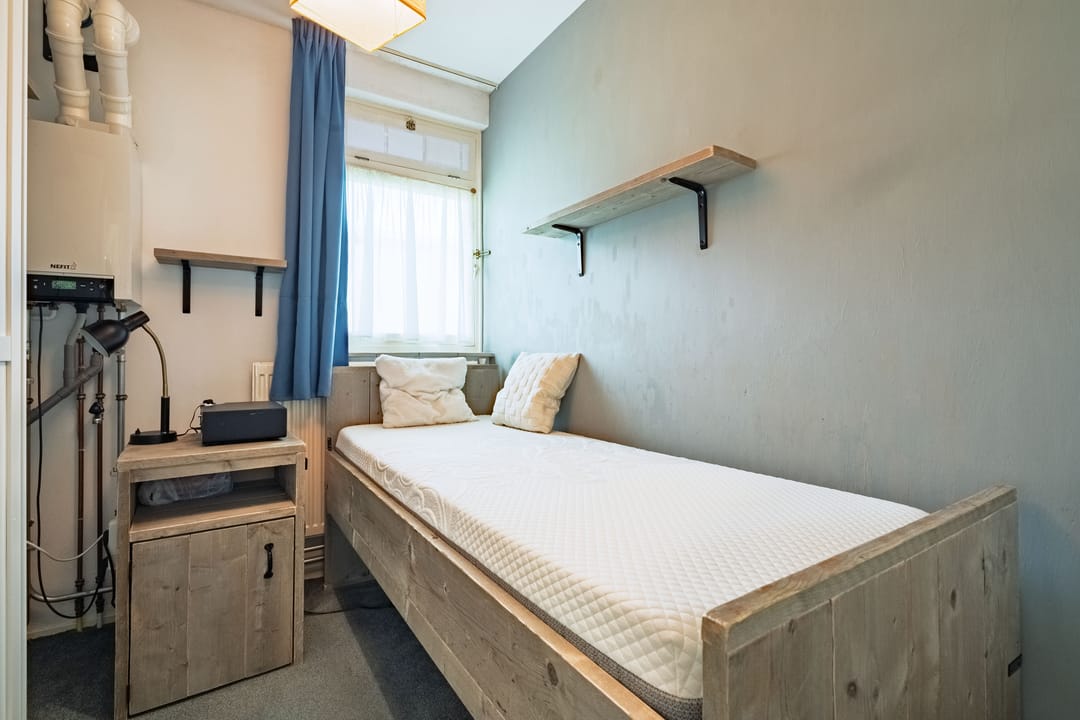 Foto 13 van Van der Waalsstraat 36