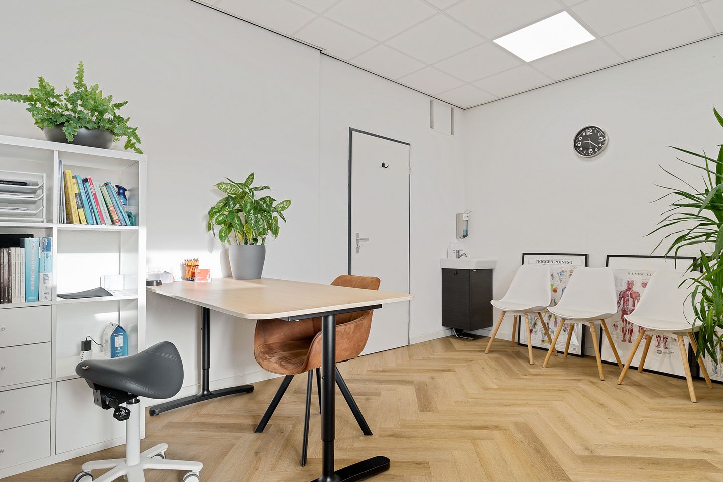 Photo 10 of Dr HAW van der Vechtlaan 32