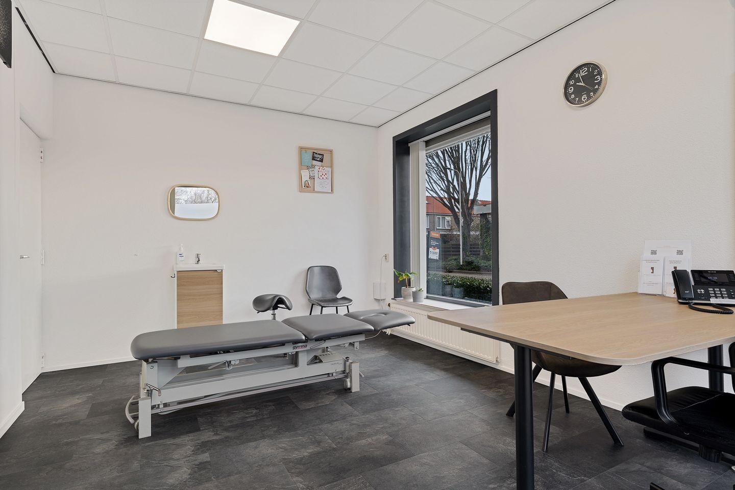 Photo 20 of Dr HAW van der Vechtlaan 32