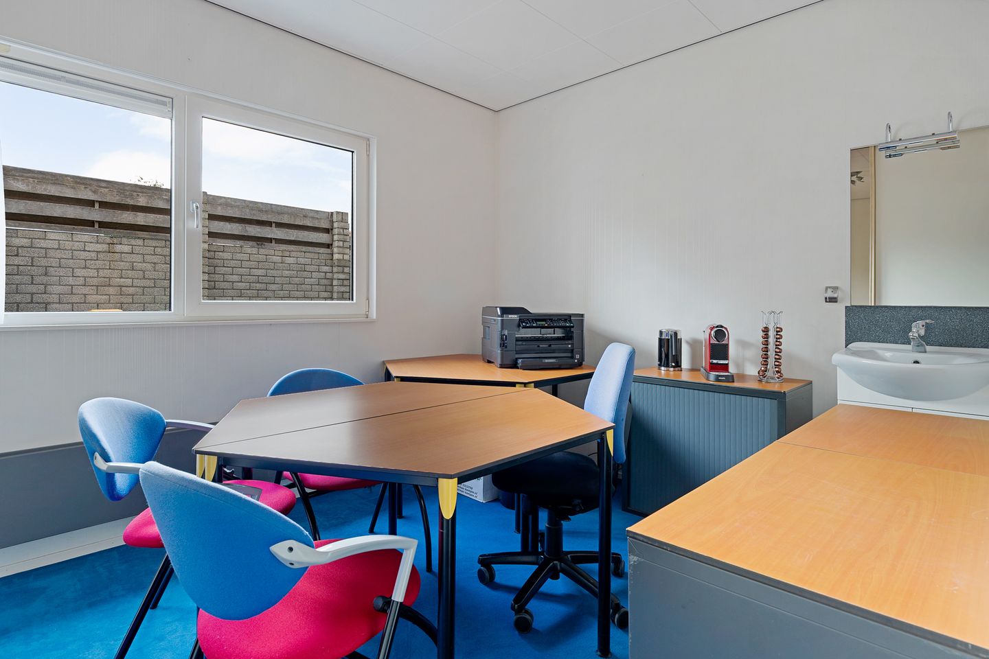 Photo 29 of Dr HAW van der Vechtlaan 32