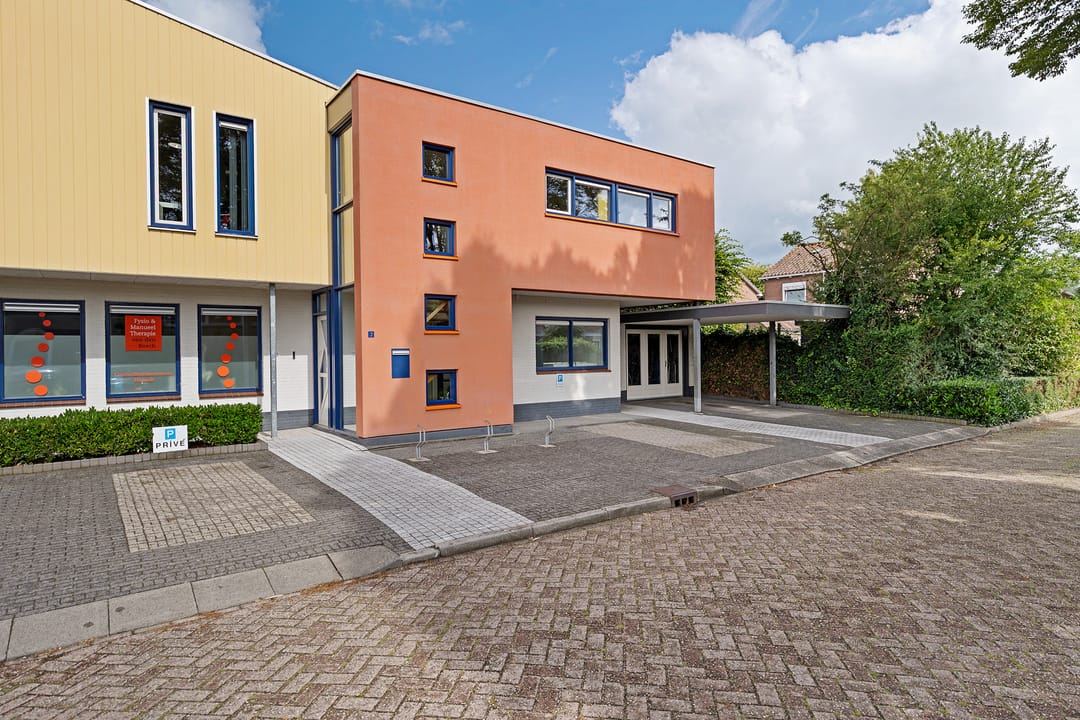 Photo 41 of Dr HAW van der Vechtlaan 32