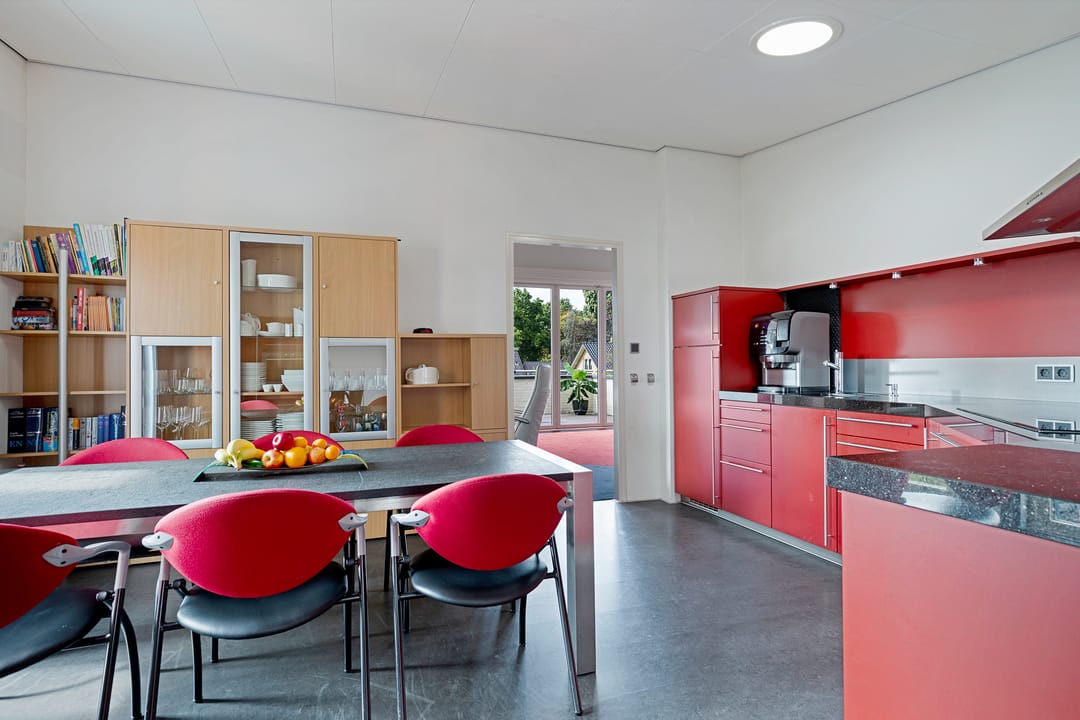 Photo 52 of Dr HAW van der Vechtlaan 32