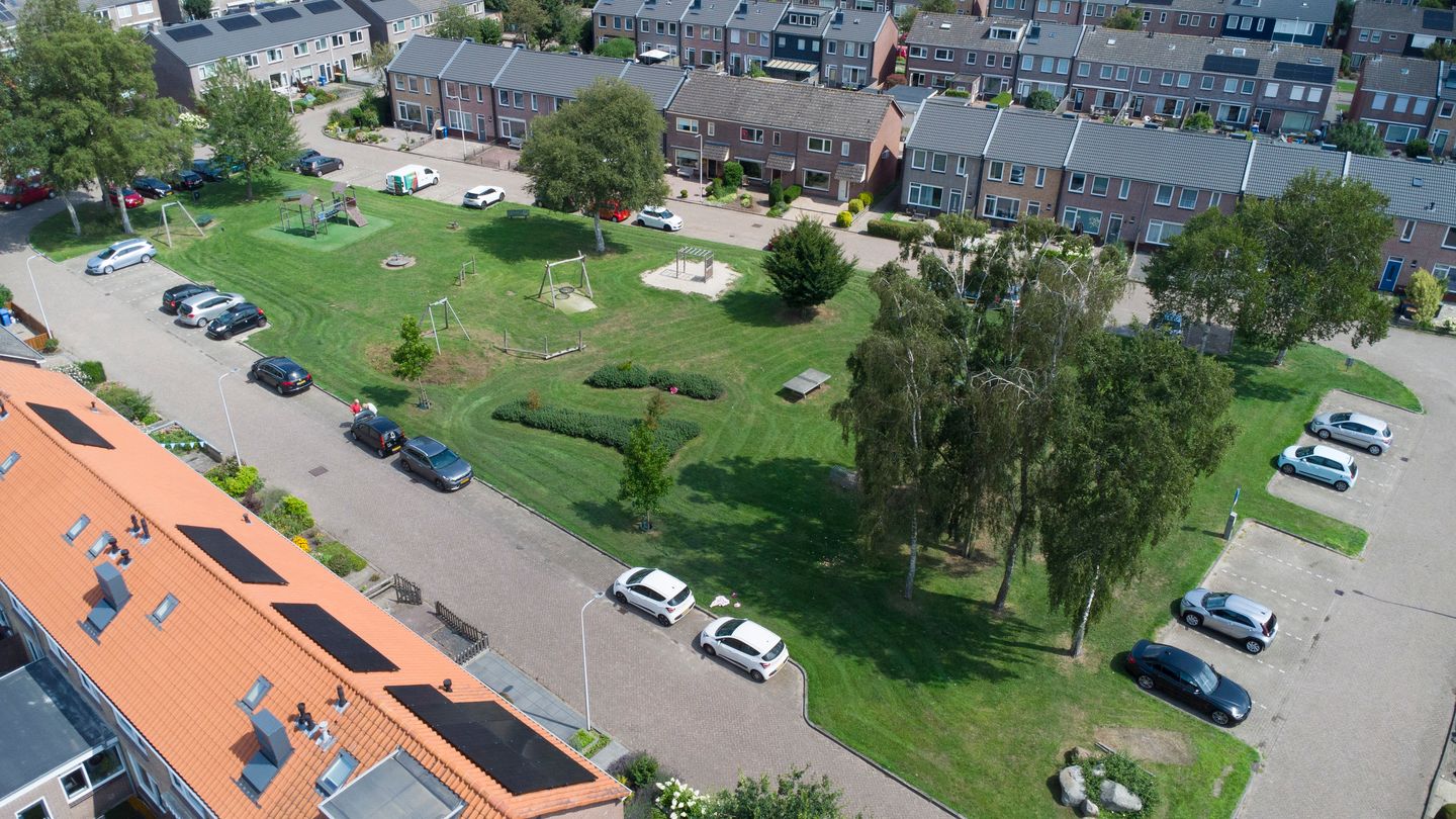 Photo 49 of Dr HAW van der Vechtlaan 32