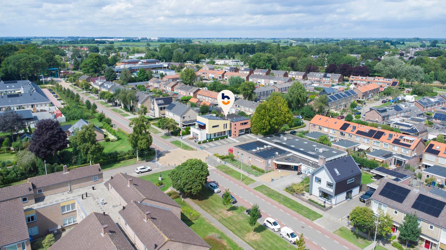 Photo 25 of Dr HAW van der Vechtlaan 32