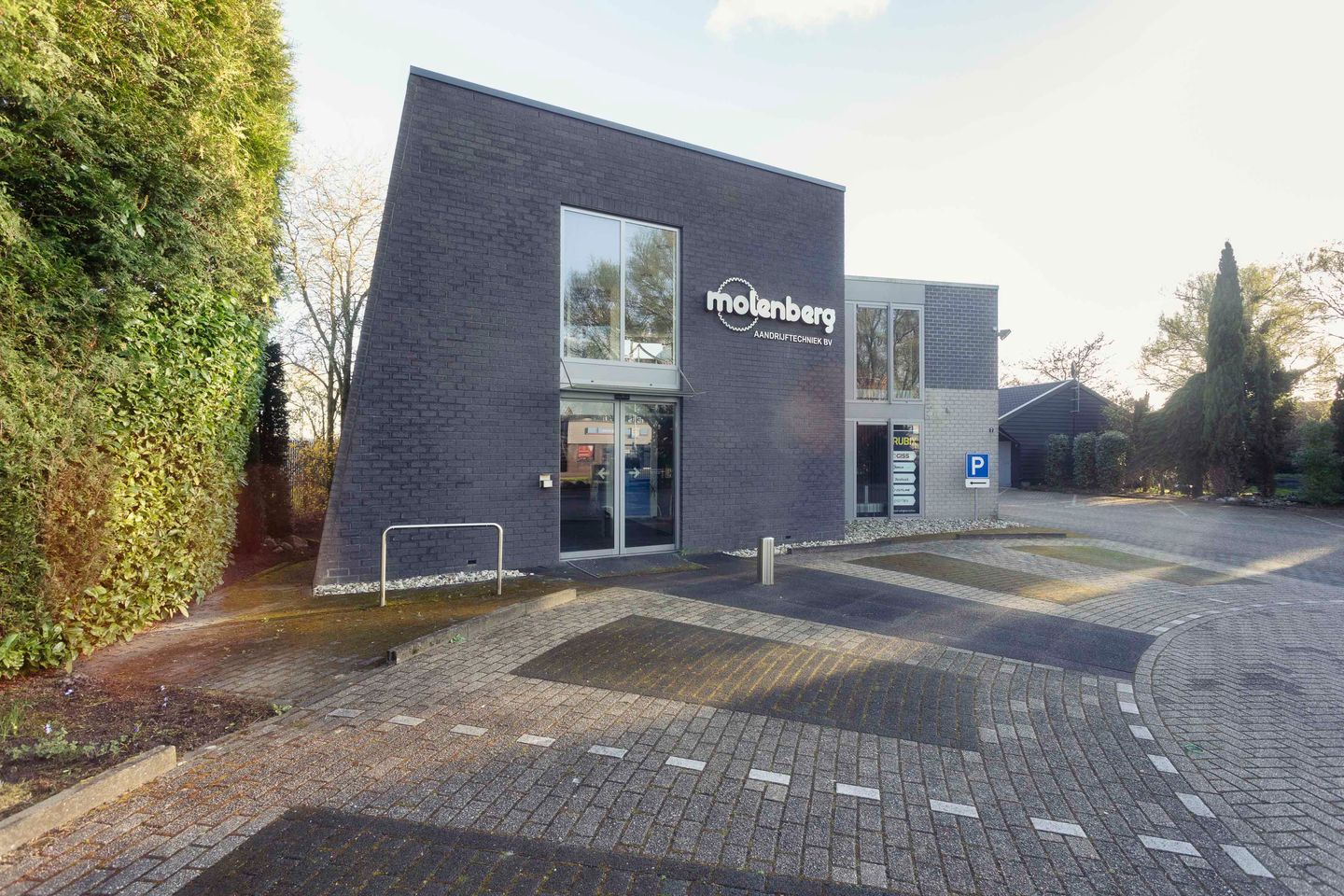 View photo 3 of Siemensstraat 7