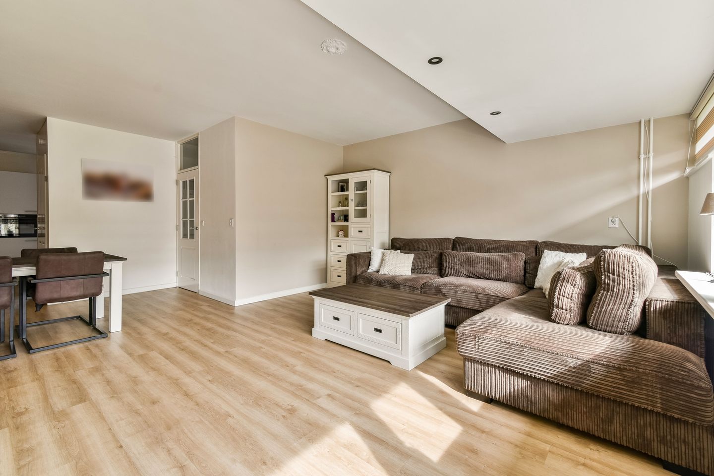 Foto 5 van Santhorst 99