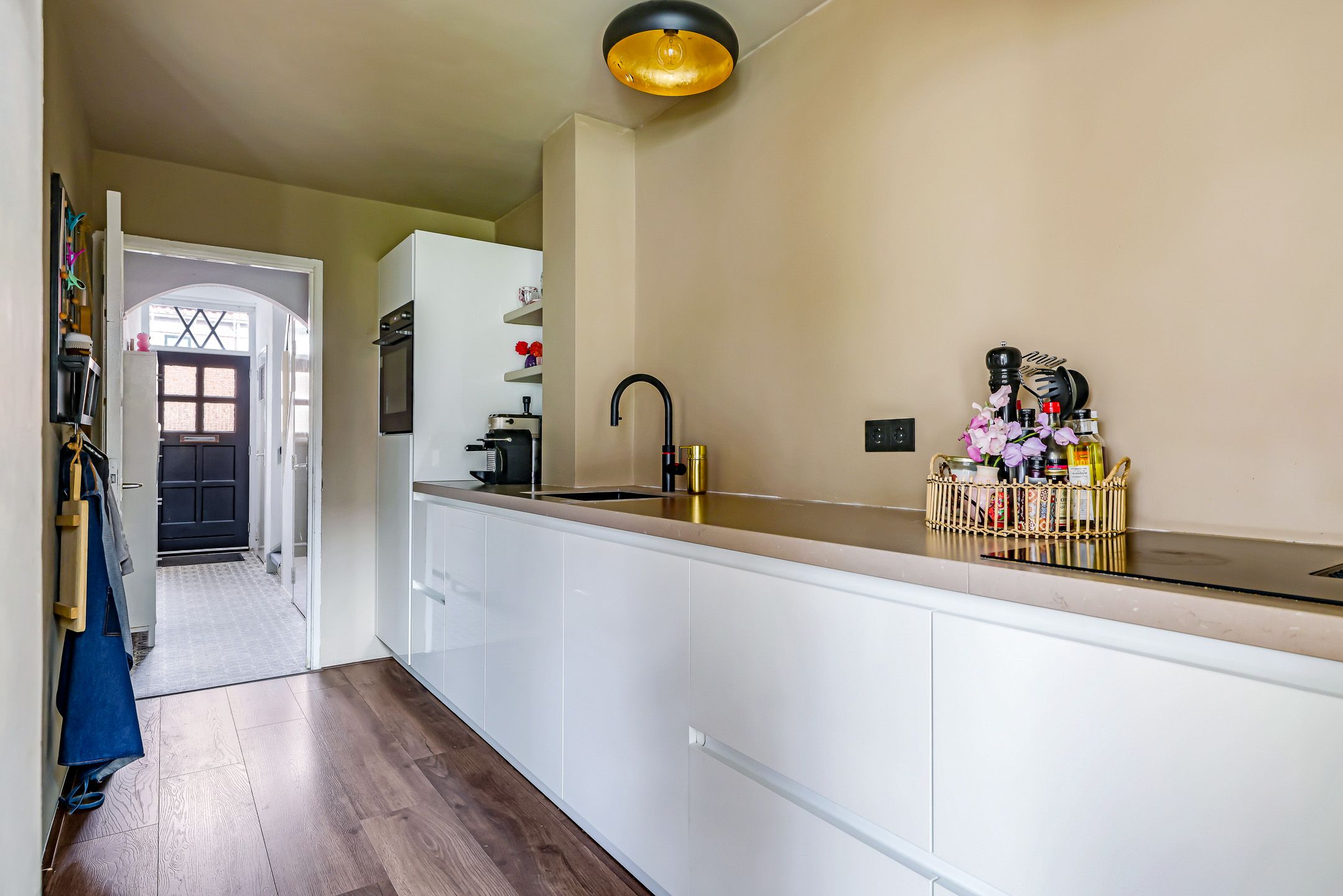 Photo 30 of Jan van Goyenstraat 10