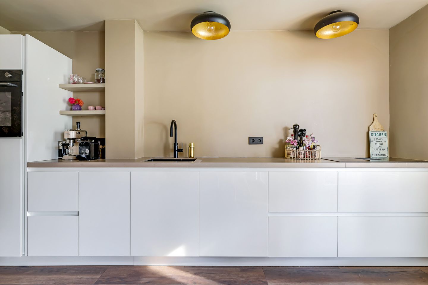 Photo 25 of Jan van Goyenstraat 10