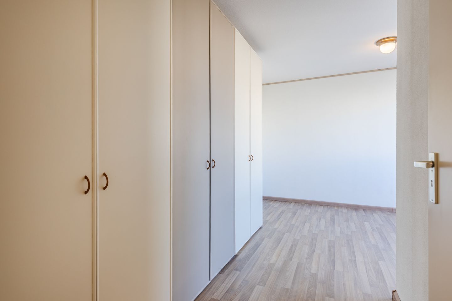 Foto 20 van Overlangelstraat 8