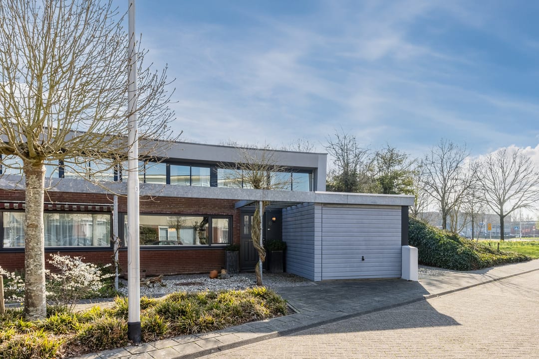 Foto 32 van Overlangelstraat 8