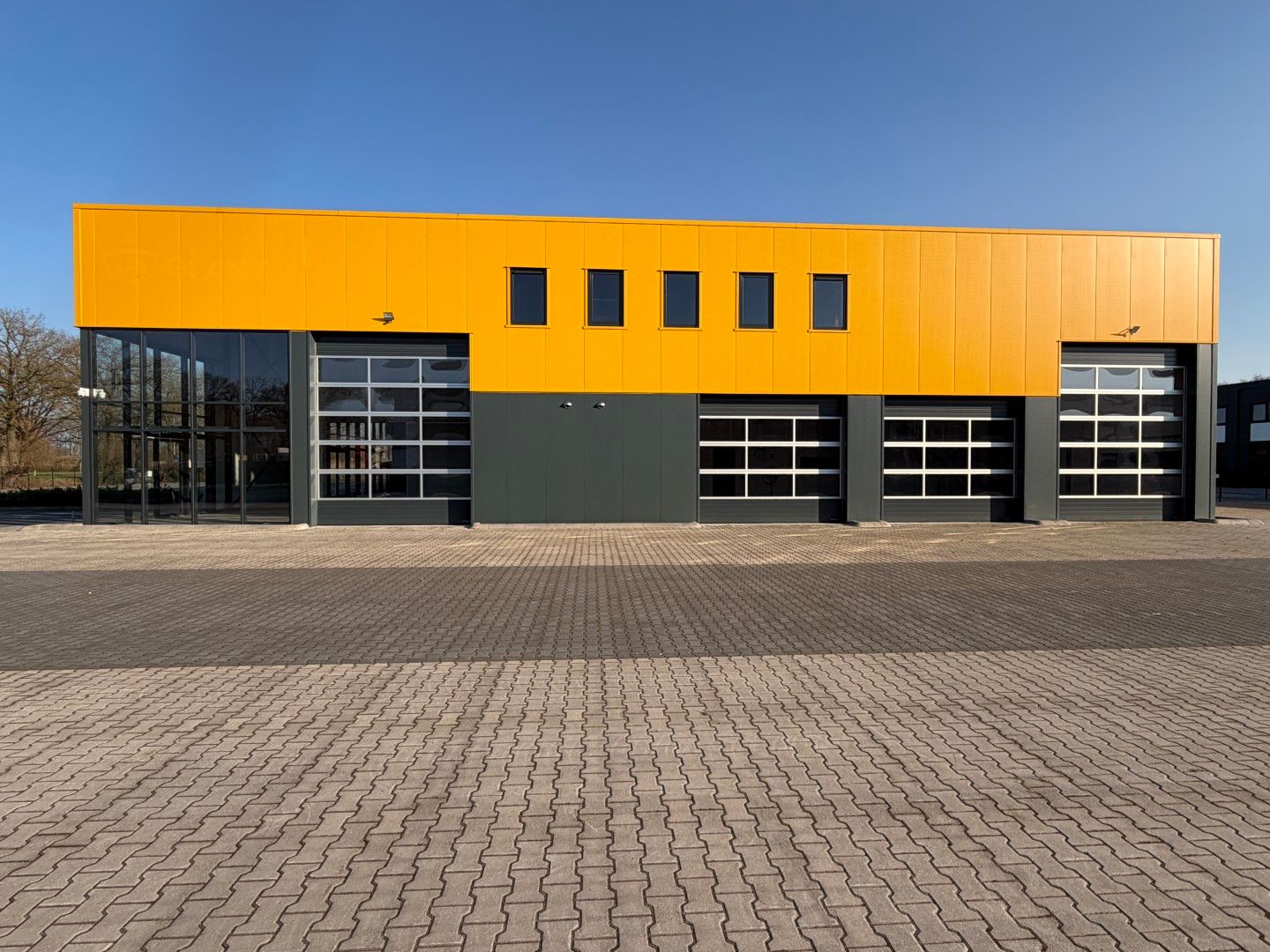 Bekijk foto 3 van Almelosestraat 83-n