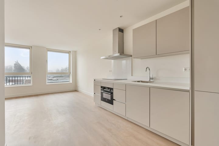 Photo 5 of Zaanweg 67-E