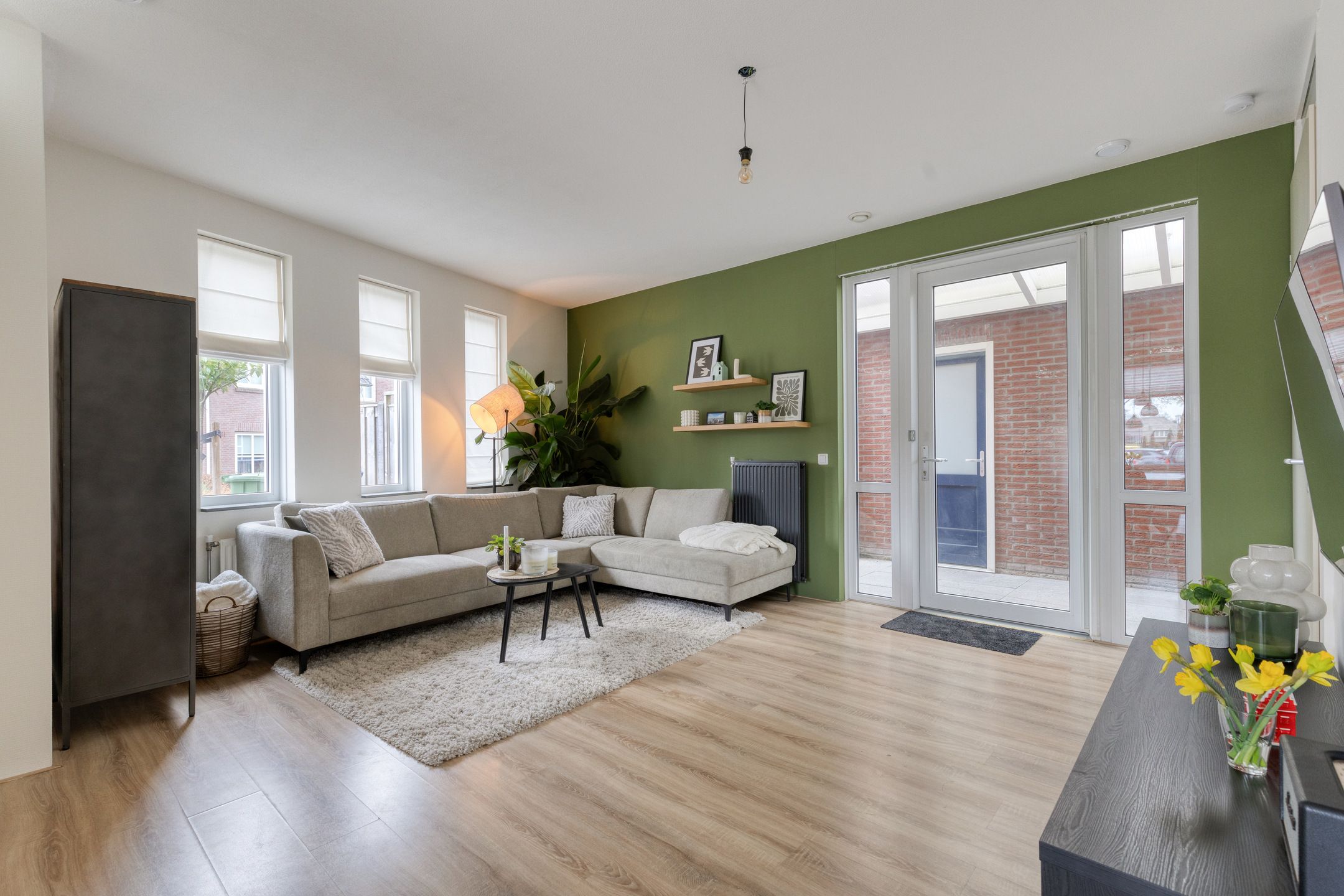 Foto 12 van Dotterbloem 1