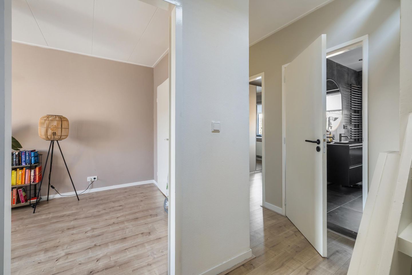 Foto 29 van Tweede Markstraat 1