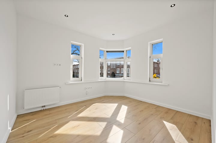 Photo 4 of Drebbelstraat 48