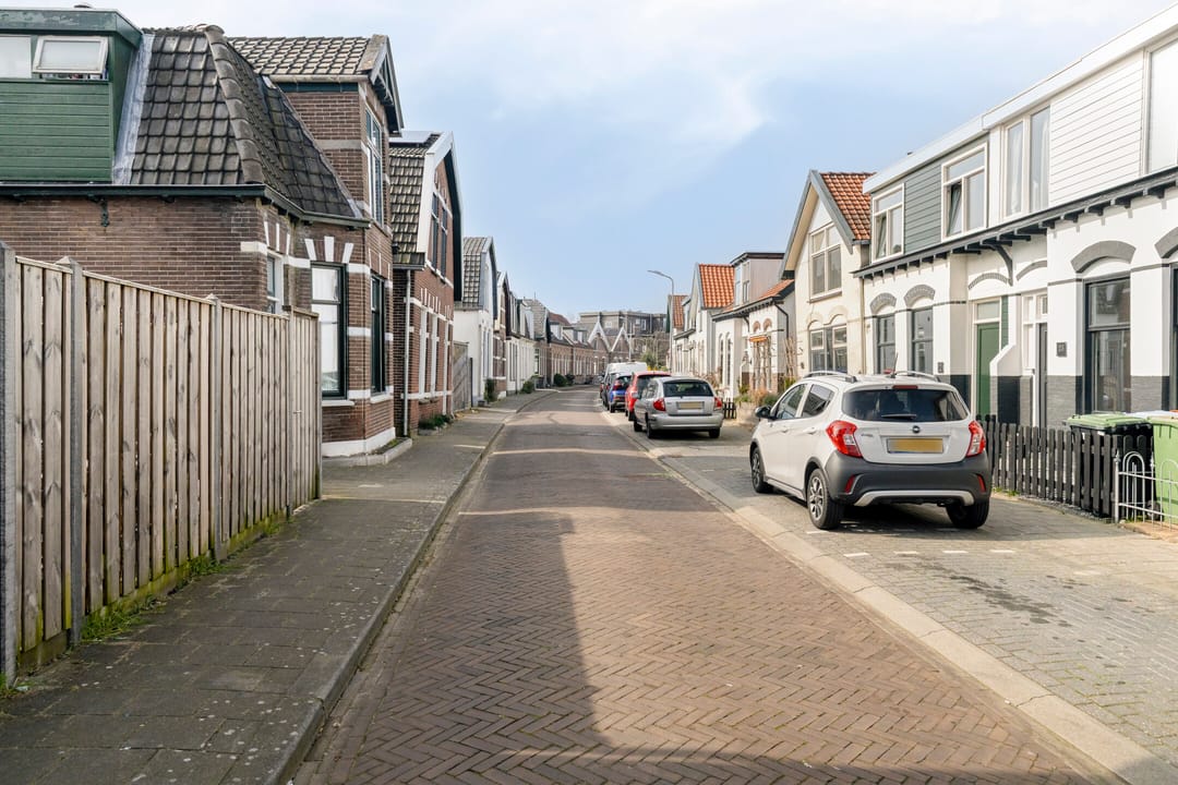 Foto 26 van Emmastraat 9