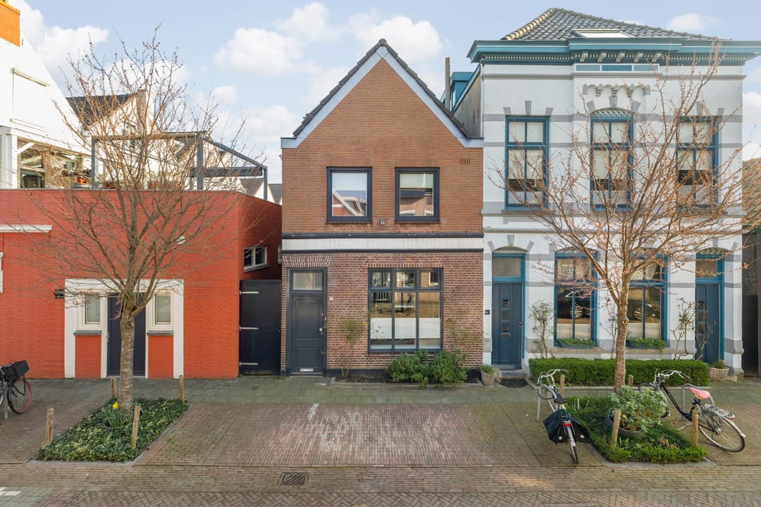 Foto 1 van Tweede Markstraat 1