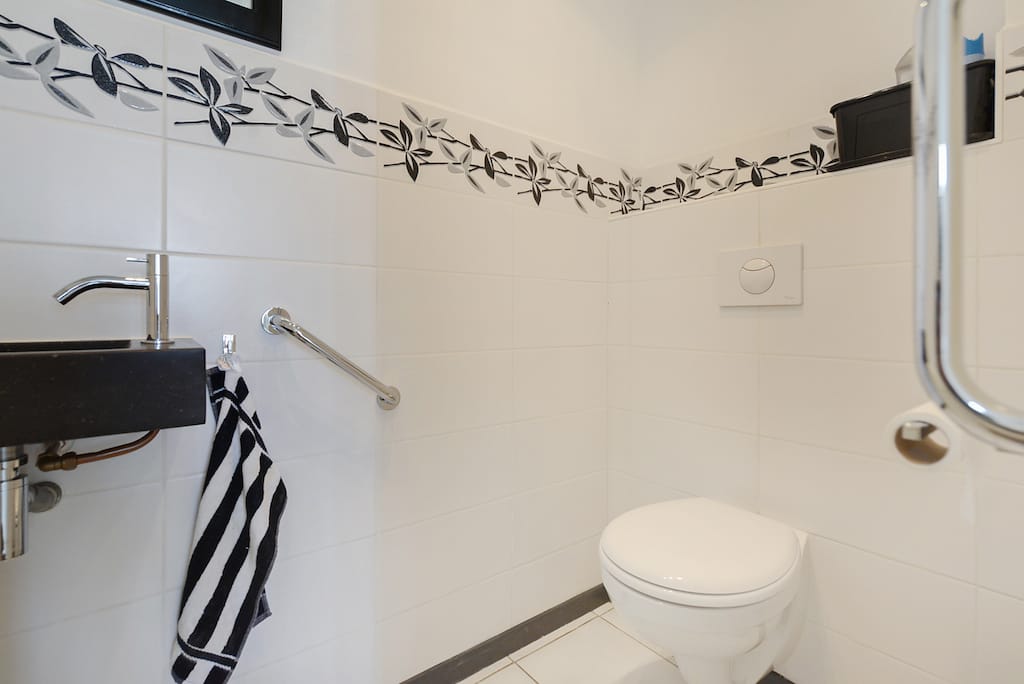 Foto 25 van Dirk Hoogenraadstraat 58