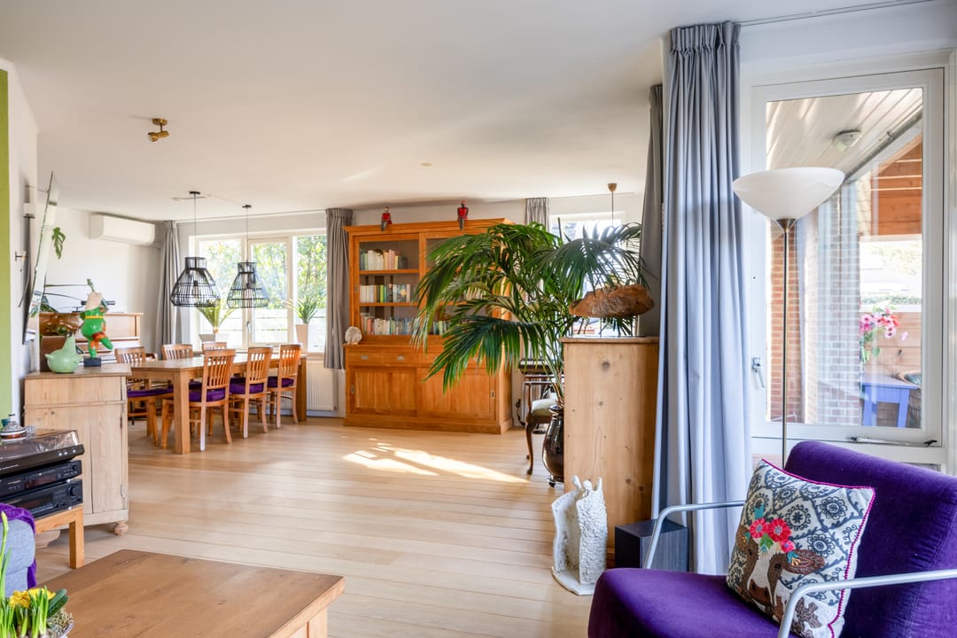 Spacious detached family home with 6 bedrooms and large garden in Cuijk — 16